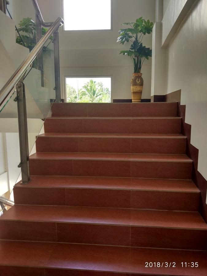 Batangas Bicotels Hotel מראה חיצוני תמונה