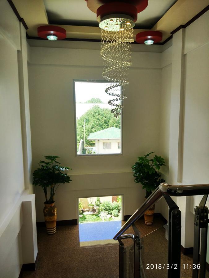 Batangas Bicotels Hotel מראה חיצוני תמונה