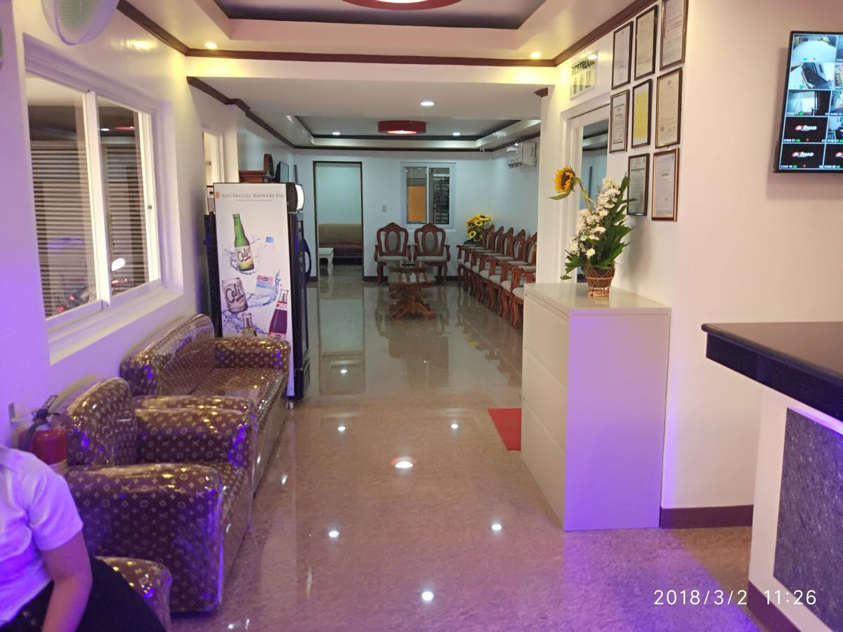 Batangas Bicotels Hotel מראה חיצוני תמונה